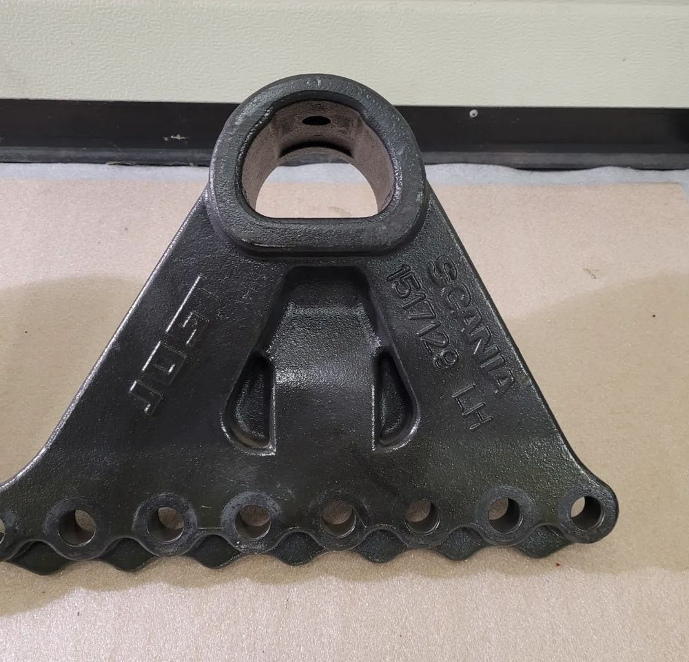 ŁAPY MOCOWANIE SIODŁA JOST SCANIA 1517128 1517129 - Quinta rueda para Camión: foto 2 ŁAPY MOCOWANIE SIODŁA JOST SCANIA 1517128 1517129 - Quinta rueda para Camión: foto 2