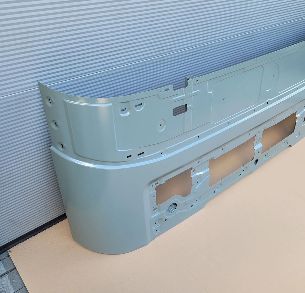 MASKA ATRAPA VOLVO FH4 NOWY ORYGINAŁ CHWALIM116 - Capota para Camión: foto 3 MASKA ATRAPA VOLVO FH4 NOWY ORYGINAŁ CHWALIM116 - Capota para Camión: foto 3