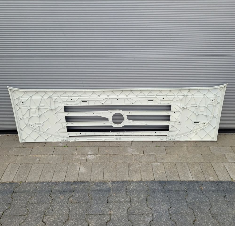 MASKA ATRAPA VOLVO FMX ORYGINAŁ 82257549 CHWALIM116 - Capota para Camión: foto 4 MASKA ATRAPA VOLVO FMX ORYGINAŁ 82257549 CHWALIM116 - Capota para Camión: foto 4