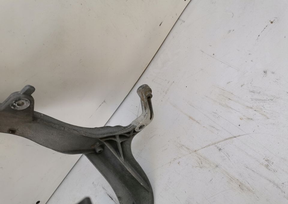 MOCOWANIE LAMPY PAJĄK DAF XF 106 LEWE. - Carrocería y exterior para Camión: foto 3 MOCOWANIE LAMPY PAJĄK DAF XF 106 LEWE. - Carrocería y exterior para Camión: foto 3