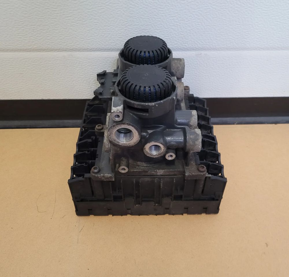 MODULATOR WABCO TEBS-E3 174738 CHWALIM116 - Piezas de freno para Camión: foto 2 MODULATOR WABCO TEBS-E3 174738 CHWALIM116 - Piezas de freno para Camión: foto 2