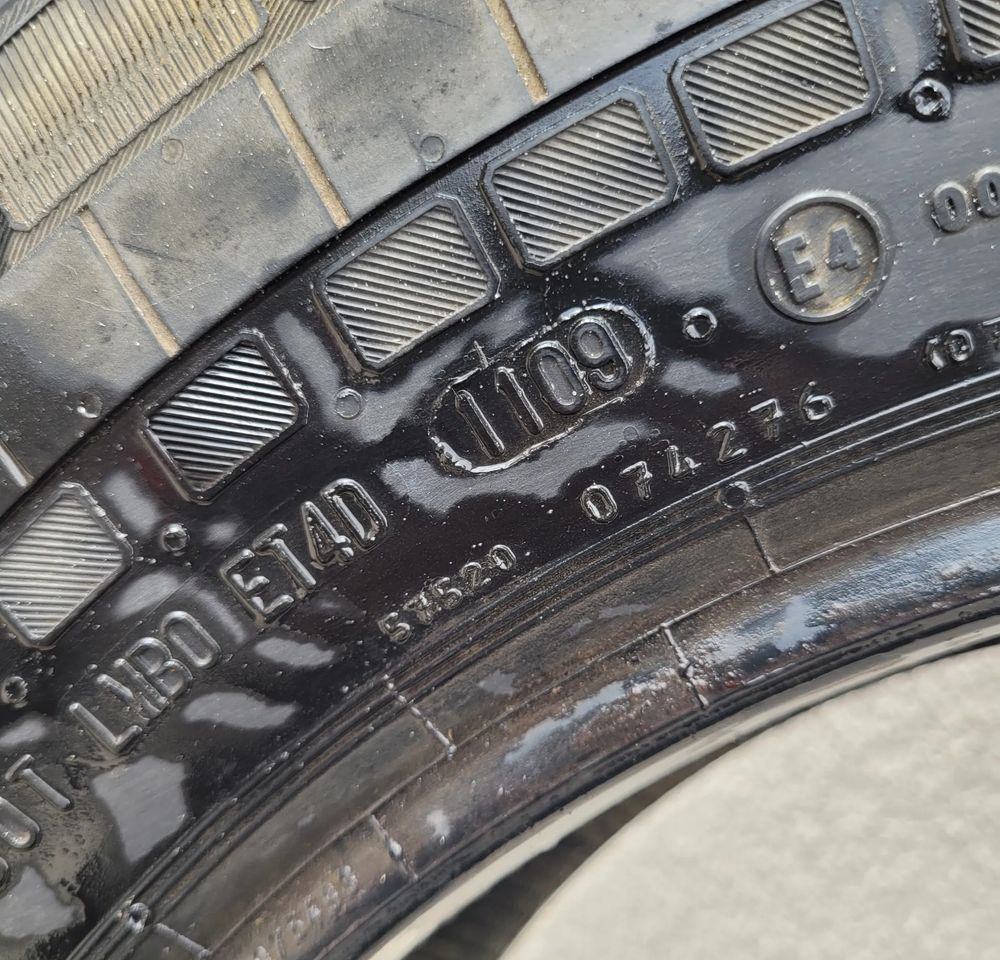 OPONA 235/65R16C CONTINENTAL SPRINTER CRAFTER - Neumático: foto 4 OPONA 235/65R16C CONTINENTAL SPRINTER CRAFTER - Neumático: foto 4
