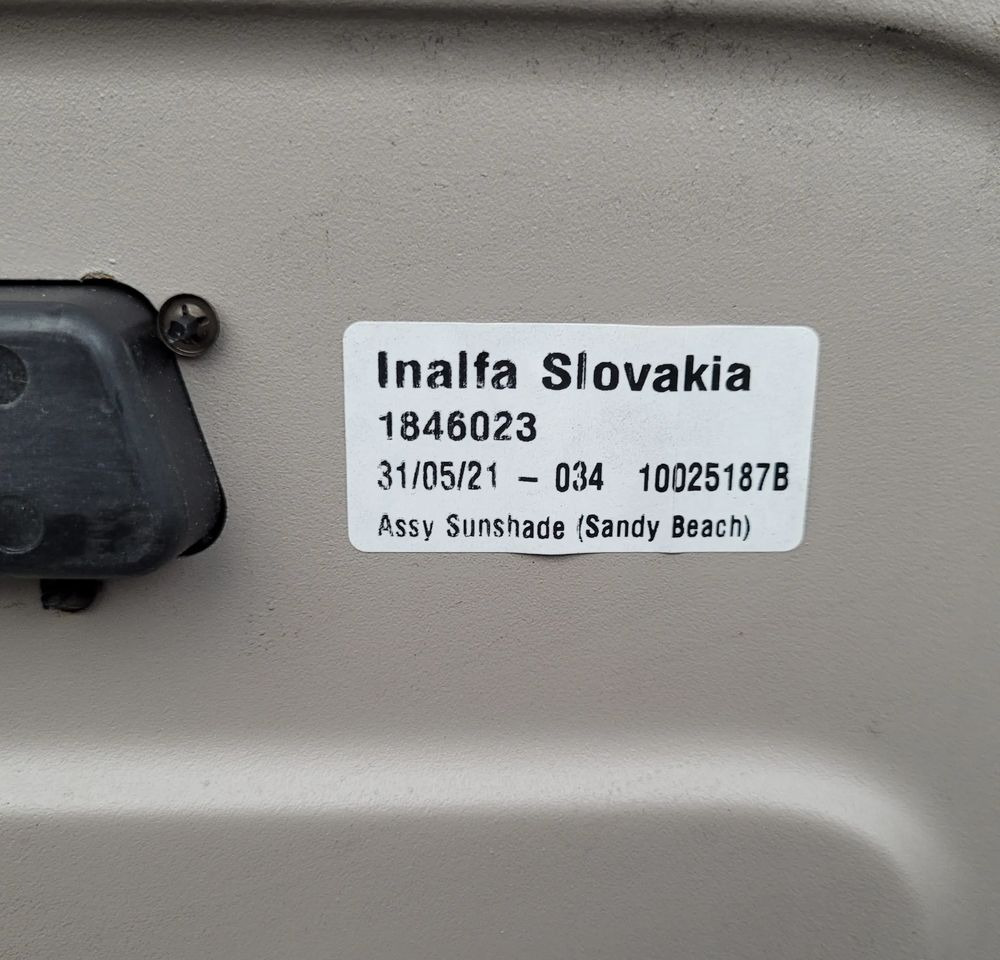 OSŁONA MASKOWINA SZYBERDACH DAF XF 106 1846023 CHWALIM116 - Carrocería y exterior para Camión: foto 3 OSŁONA MASKOWINA SZYBERDACH DAF XF 106 1846023 CHWALIM116 - Carrocería y exterior para Camión: foto 3