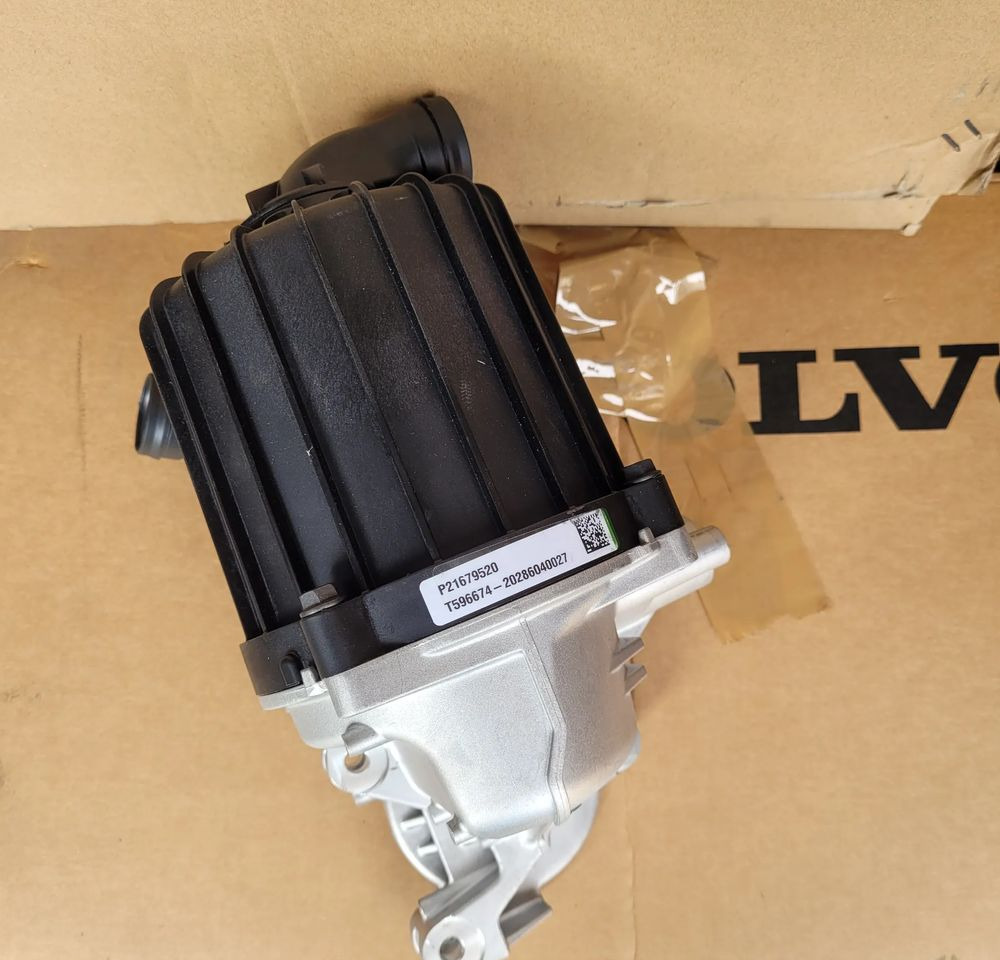 PODSTAWA OLEJU VOLVO FH4 FH5 P21679520 NOWY ORYGINAŁ - Sistema de combustible para Camión: foto 1 PODSTAWA OLEJU VOLVO FH4 FH5 P21679520 NOWY ORYGINAŁ - Sistema de combustible para Camión: foto 1