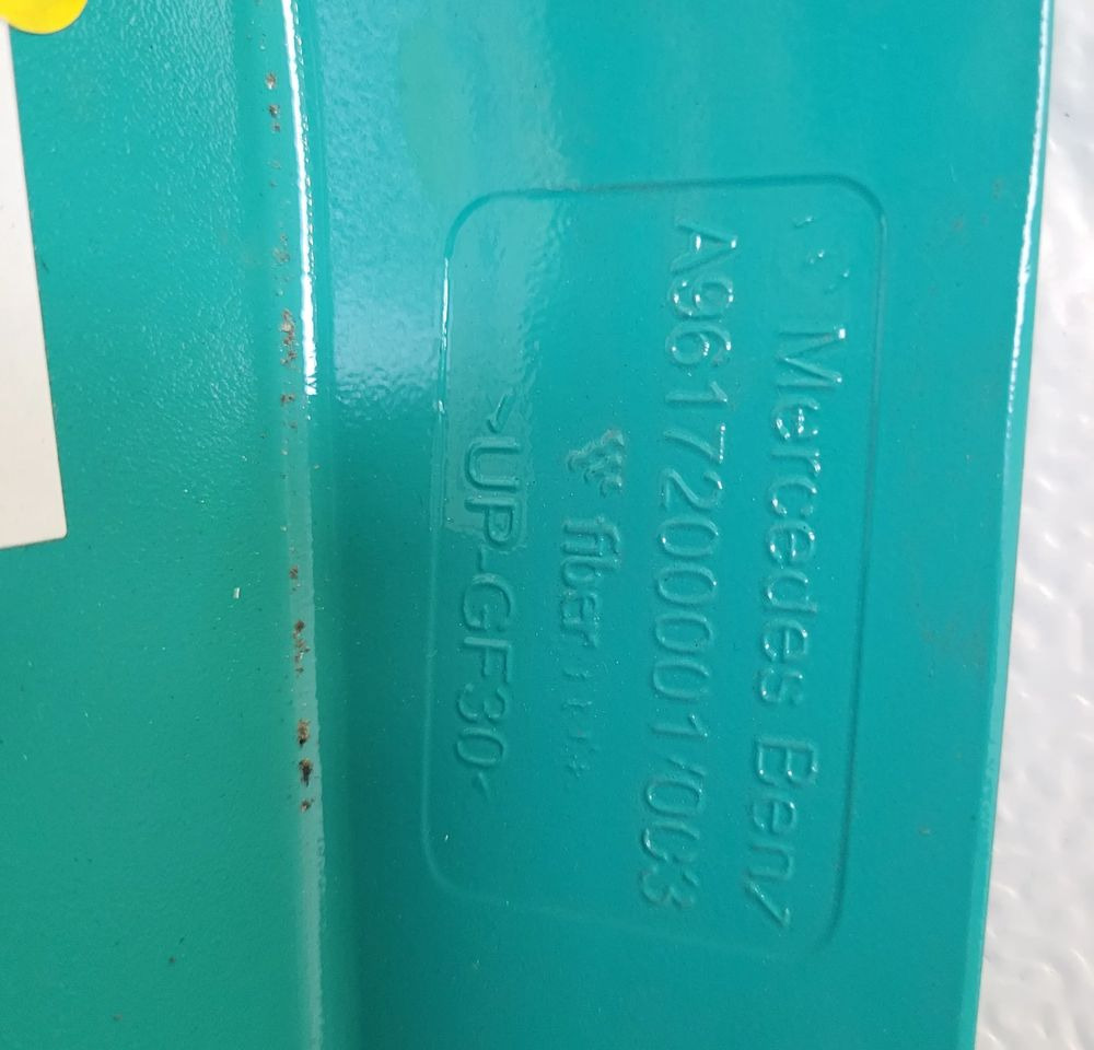 PRZEDŁUŻENIE DRZWI MERCEDES MP4 MP5 LEWE A9617200001 - Puerta y piezas para Camión: foto 4 PRZEDŁUŻENIE DRZWI MERCEDES MP4 MP5 LEWE A9617200001 - Puerta y piezas para Camión: foto 4