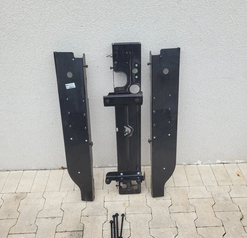 Rama MOCOWANIE CHŁODNIC MAN TGS E6. 82CM - Sistema de refrigeración para Camión: foto 1 Rama MOCOWANIE CHŁODNIC MAN TGS E6. 82CM - Sistema de refrigeración para Camión: foto 1