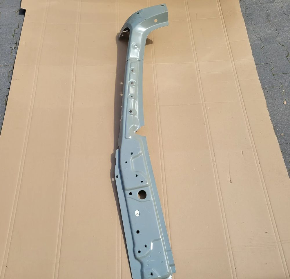 SLUPEK LH NOWY ORYGINAL MERCEDES ACTROS MP4 MP5 A9606304916 CHWALIM116 - Carrocería y exterior para Camión: foto 1 SLUPEK LH NOWY ORYGINAL MERCEDES ACTROS MP4 MP5 A9606304916 CHWALIM116 - Carrocería y exterior para Camión: foto 1