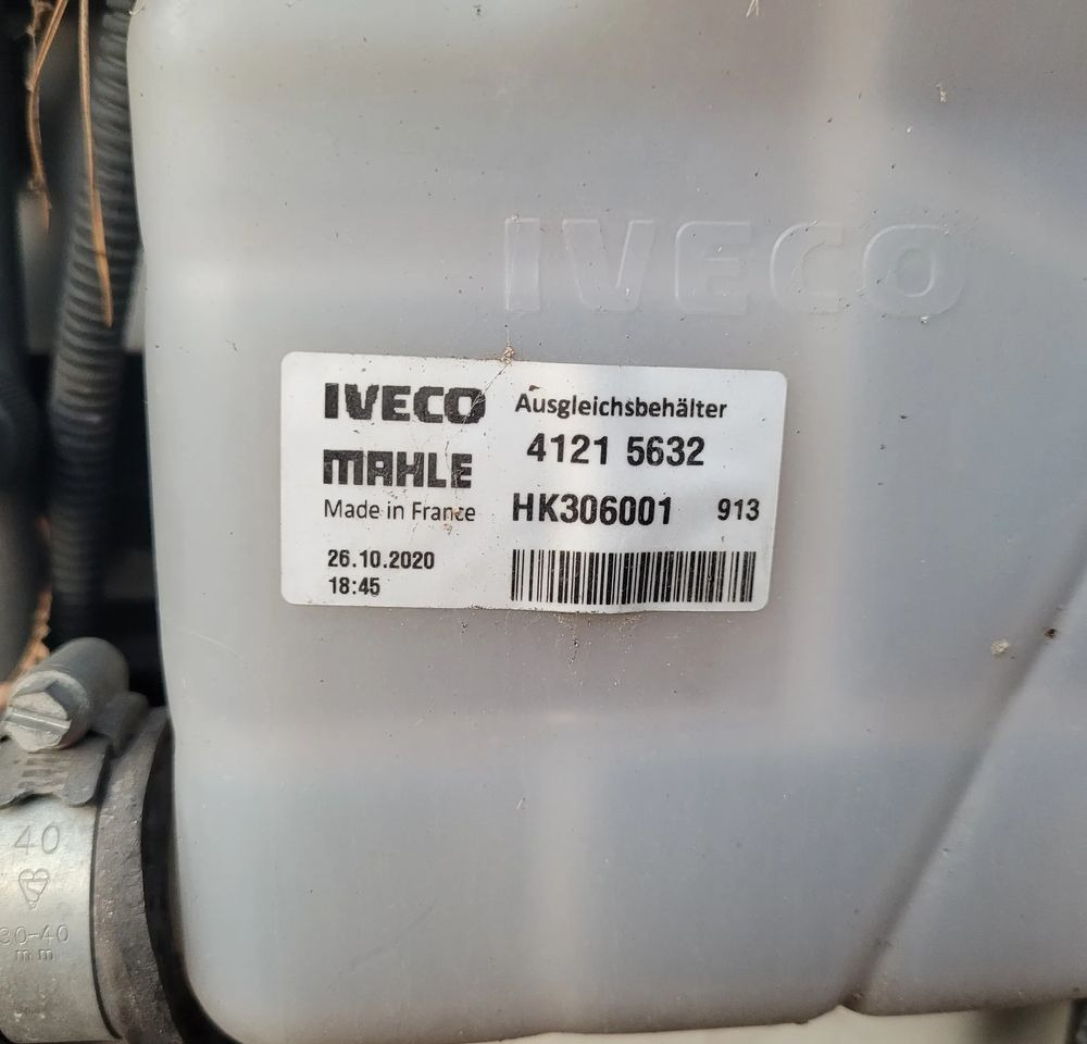 ZBIORNICZEK PŁYNU IVECO 41215632 ORYGINAŁ CHWALIM116 - Depósito de expansión para Camión: foto 2 ZBIORNICZEK PŁYNU IVECO 41215632 ORYGINAŁ CHWALIM116 - Depósito de expansión para Camión: foto 2