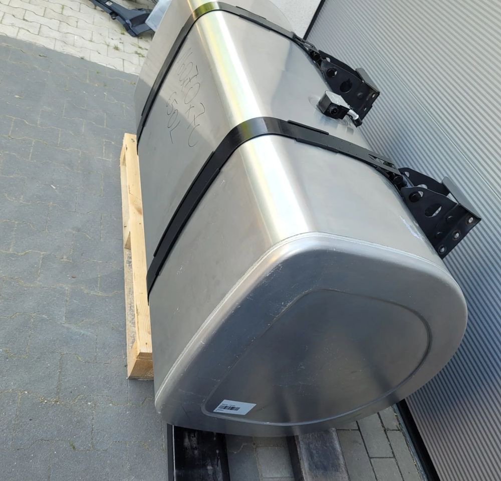 ZBIORNIK PALIWA VOLVO FH4 FH5 215164455 650L 160X70X70CM CHWALIM116 - Sistema de combustible para Camión: foto 2 ZBIORNIK PALIWA VOLVO FH4 FH5 215164455 650L 160X70X70CM CHWALIM116 - Sistema de combustible para Camión: foto 2