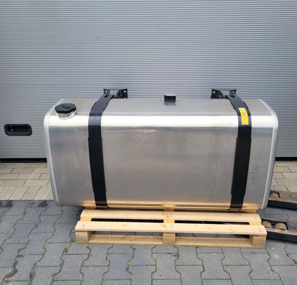 ZBIORNIK PALIWA VOLVO FH4 FH5 GAMA 140X70X70CM 21516453 570L CHWALIM116 - Sistema de combustible para Camión: foto 1 ZBIORNIK PALIWA VOLVO FH4 FH5 GAMA 140X70X70CM 21516453 570L CHWALIM116 - Sistema de combustible para Camión: foto 1
