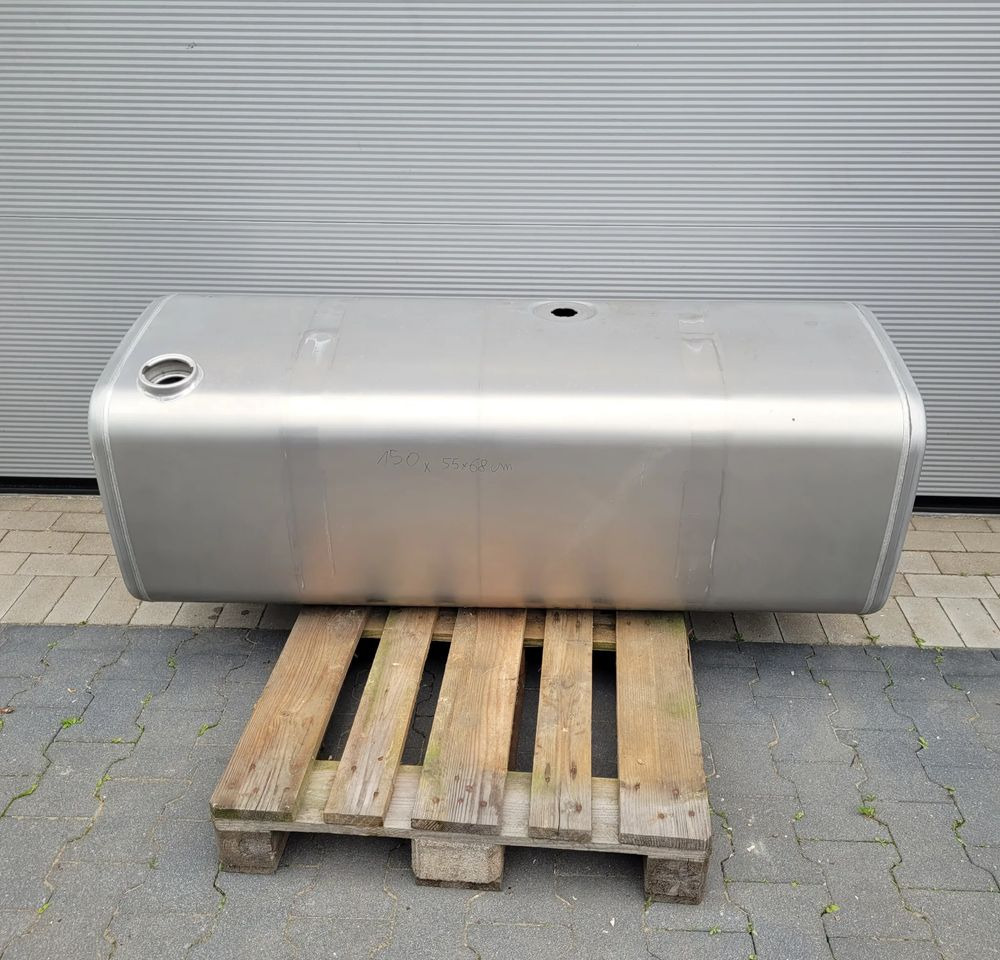 ZBIORNIK PALIWA VOLVO FH4 FH5 GAMA 150X55X68 CM 475L 22038784 CHWALIM116 - Sistema de combustible para Camión: foto 1 ZBIORNIK PALIWA VOLVO FH4 FH5 GAMA 150X55X68 CM 475L 22038784 CHWALIM116 - Sistema de combustible para Camión: foto 1