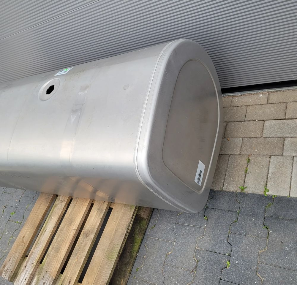 ZBIORNIK PALIWA VOLVO FH4 FH5 GAMA 150X55X68 CM 475L 22038784 CHWALIM116 - Sistema de combustible para Camión: foto 3 ZBIORNIK PALIWA VOLVO FH4 FH5 GAMA 150X55X68 CM 475L 22038784 CHWALIM116 - Sistema de combustible para Camión: foto 3