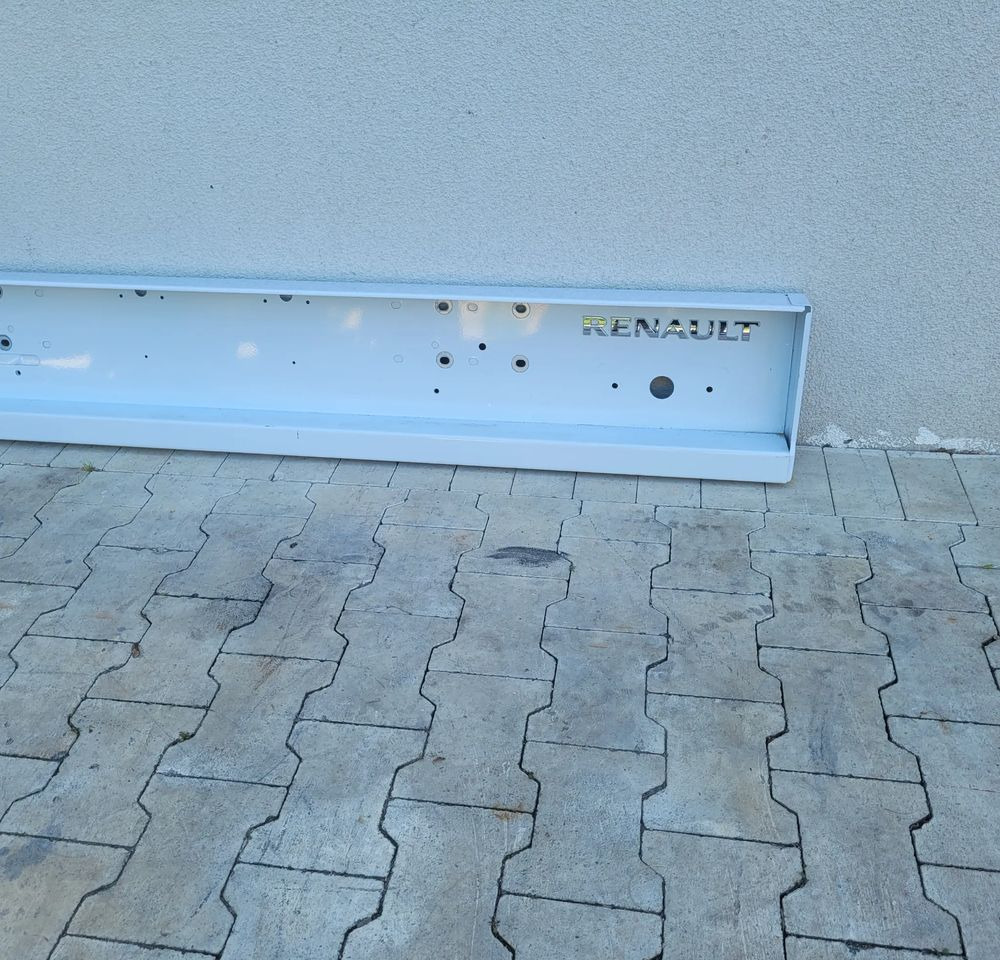 ZDERZAK RENAULT MASTER TYL Z NOWEGO AUTA. - Parachoques para Furgoneta: foto 2 ZDERZAK RENAULT MASTER TYL Z NOWEGO AUTA. - Parachoques para Furgoneta: foto 2