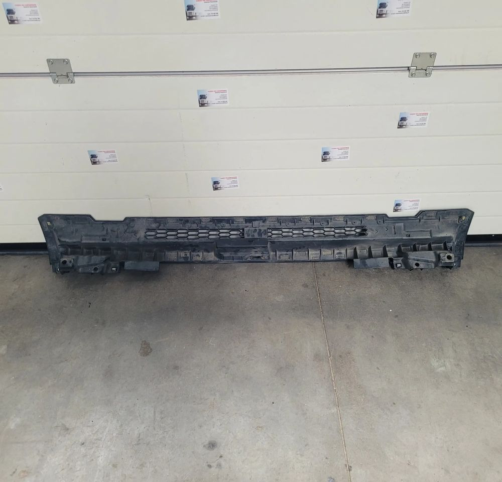 ZDERZAK VOLVO FMX 84418930 ORYGINAŁ CHWALIM116 - Parachoques para Camión: foto 4 ZDERZAK VOLVO FMX 84418930 ORYGINAŁ CHWALIM116 - Parachoques para Camión: foto 4