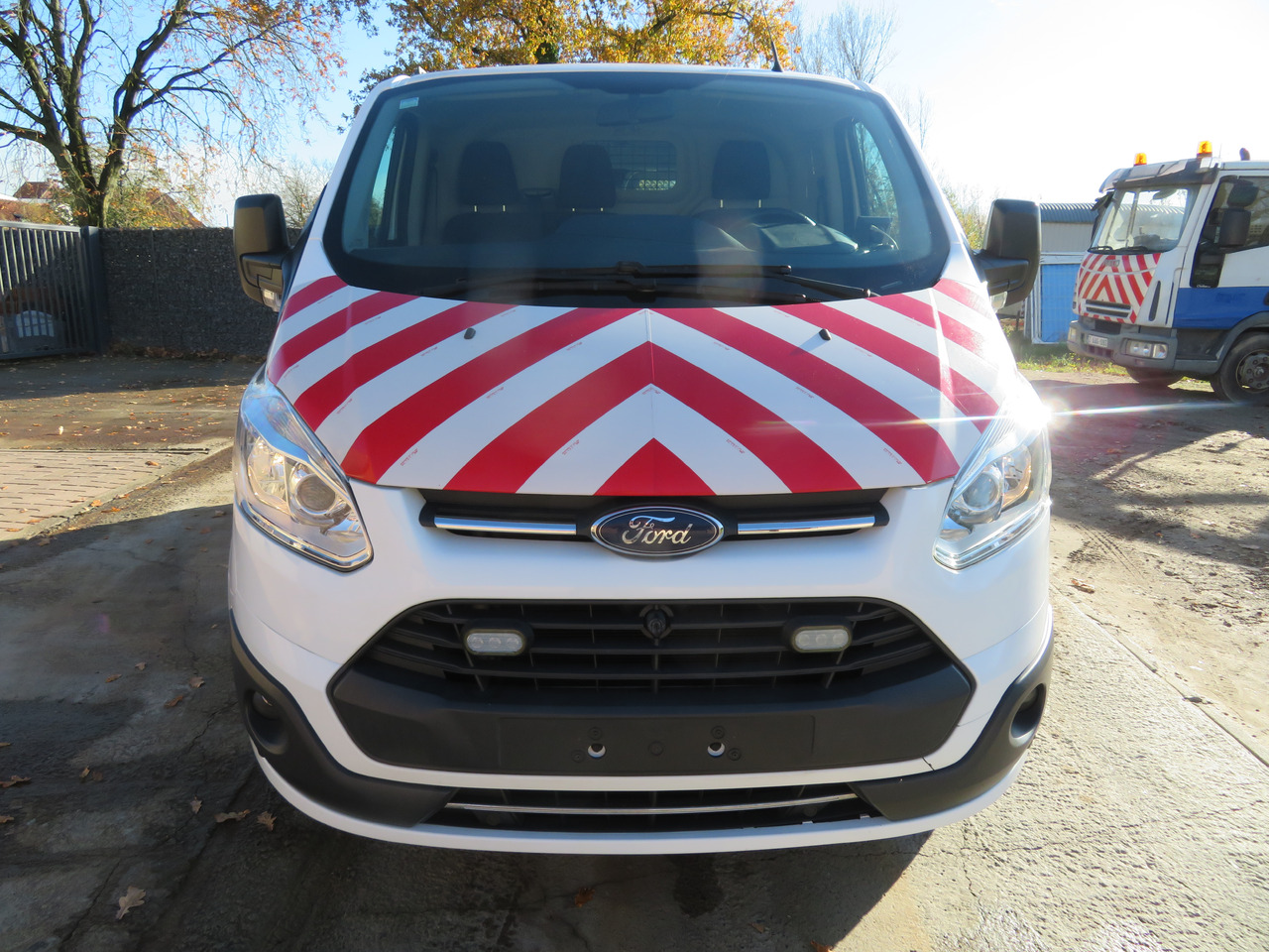 Ford Transit Custom 2.0tdci - Furgoneta pequeña: foto 2 Ford Transit Custom 2.0tdci - Furgoneta pequeña: foto 2