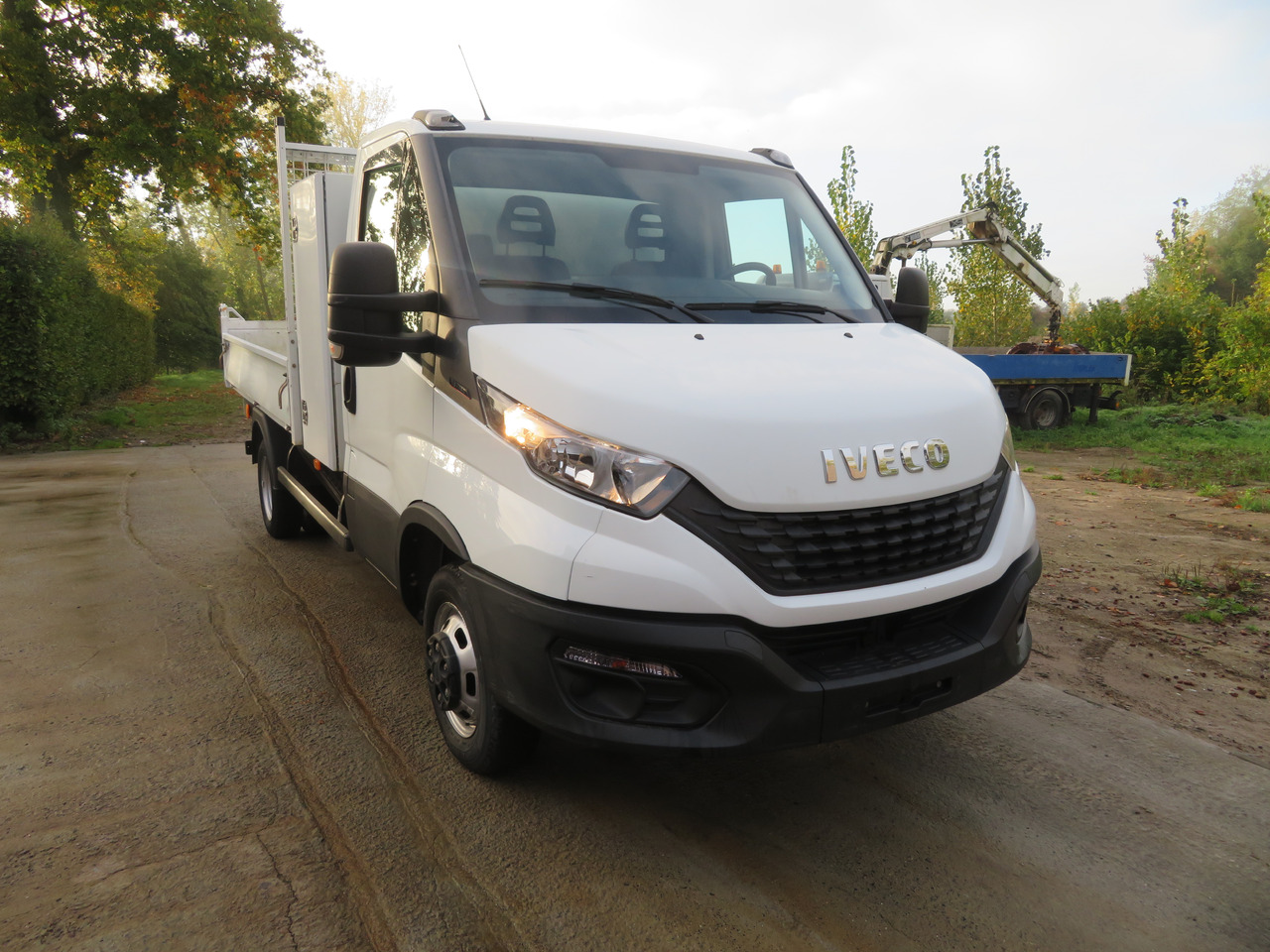 Iveco Daily 35C16 3.0 - L2 - Kipper - Furgoneta basculante: foto 1 Iveco Daily 35C16 3.0 - L2 - Kipper - Furgoneta basculante: foto 1