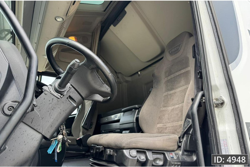 Iveco AS440STX/P Hi-Way Stralis, Euro 6, / 2 Tanks / Perfect condition / NL Truck - Cabeza tractora: foto 5 Iveco AS440STX/P Hi-Way Stralis, Euro 6, / 2 Tanks / Perfect condition / NL Truck - Cabeza tractora: foto 5