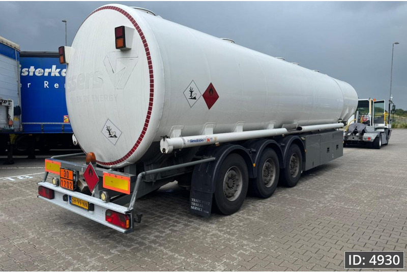 Hendricks TSA42 / Fuel tanker / 50.500L / 5 Comp / ADR - Semirremolque cisterna: foto 3 Hendricks TSA42 / Fuel tanker / 50.500L / 5 Comp / ADR - Semirremolque cisterna: foto 3