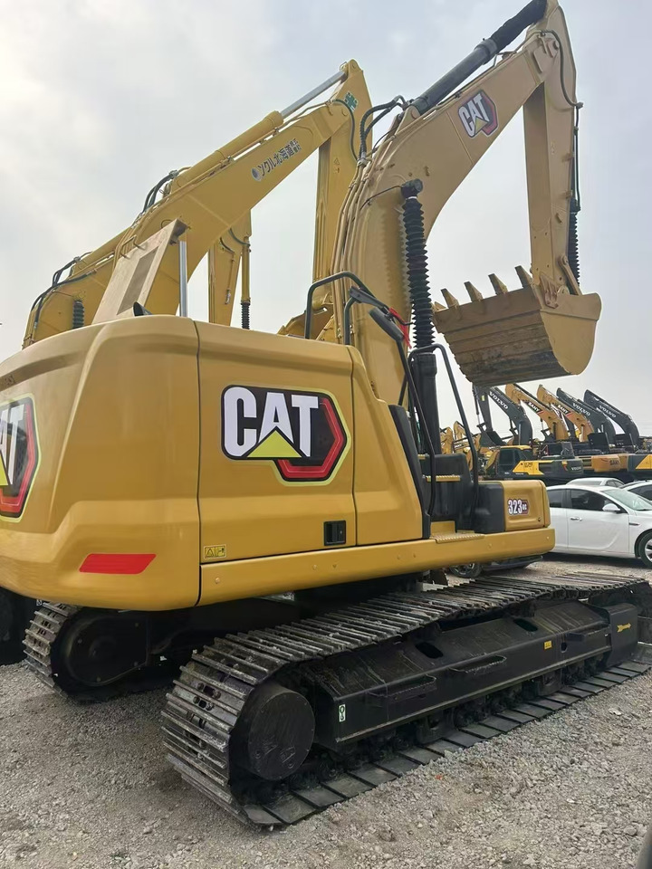 CAT 323D - Excavadora de cadenas: foto 1 CAT 323D - Excavadora de cadenas: foto 1