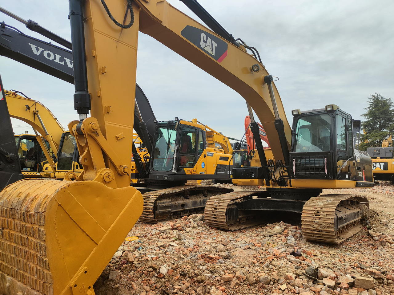 CATERPILLAR 326D - Excavadora de cadenas: foto 1 CATERPILLAR 326D - Excavadora de cadenas: foto 1