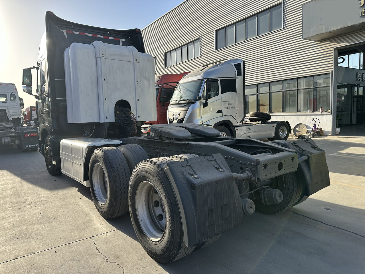 HOWO A7 6*4 Truck Unit Click Here for Discount - Cabeza tractora: foto 4 HOWO A7 6*4 Truck Unit Click Here for Discount - Cabeza tractora: foto 4