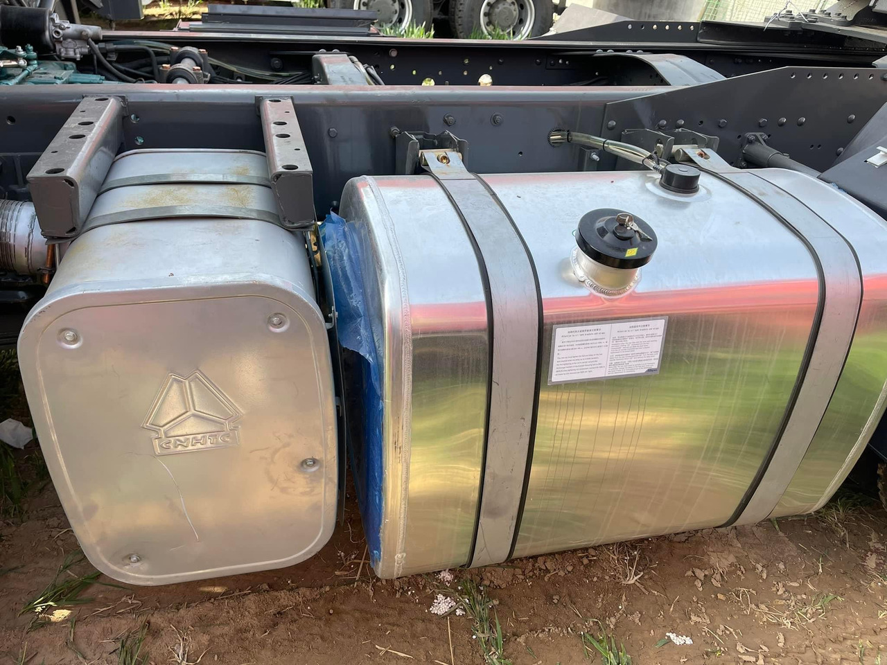 SINOTRUK HOWO 371 CLICK HERE FOR DISCOUNT - Cabeza tractora: foto 5 SINOTRUK HOWO 371 CLICK HERE FOR DISCOUNT - Cabeza tractora: foto 5