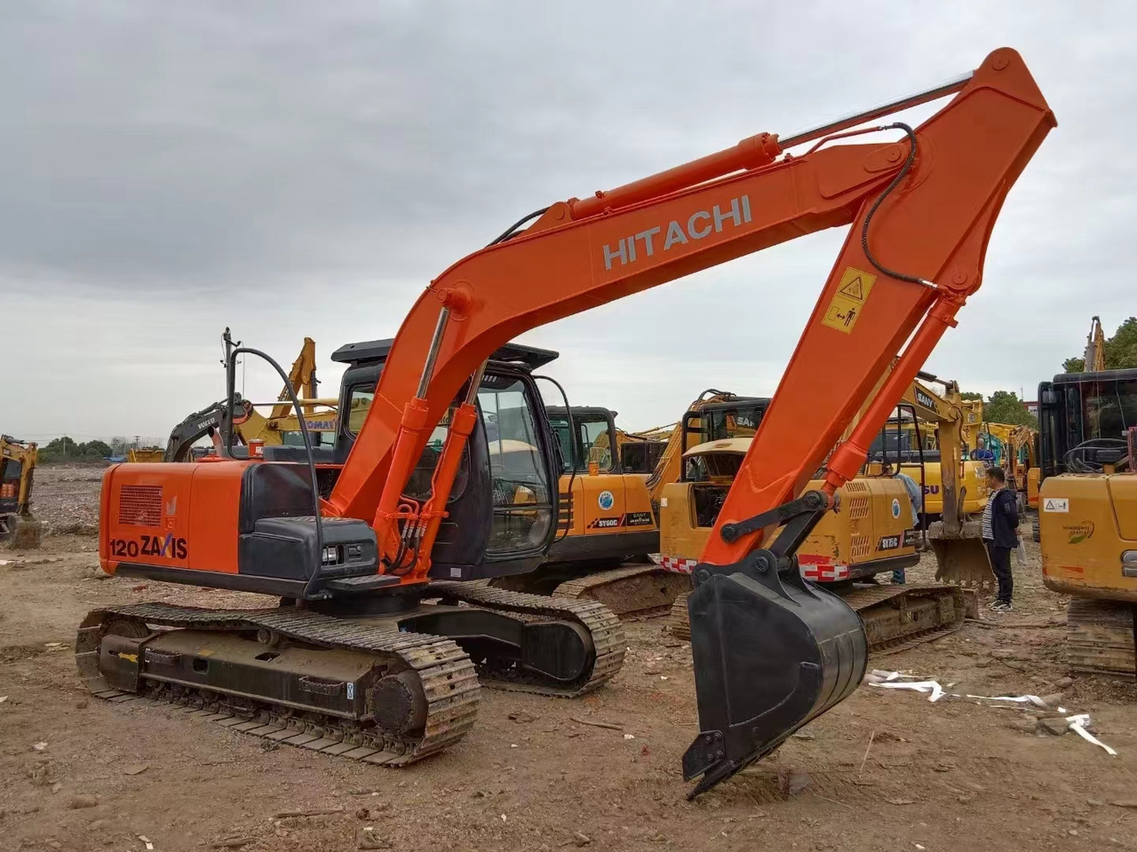 HITACHI Wheel Excavator ZX120 Click Here for Discount - Excavadora de ruedas: foto 2 HITACHI Wheel Excavator ZX120 Click Here for Discount - Excavadora de ruedas: foto 2
