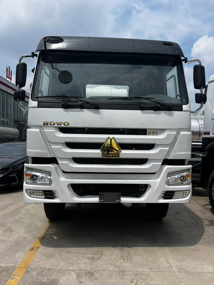 HOWO Cement Mixer Truck 12cube Click Here for Discount - Camión hormigonera: foto 3 HOWO Cement Mixer Truck 12cube Click Here for Discount - Camión hormigonera: foto 3