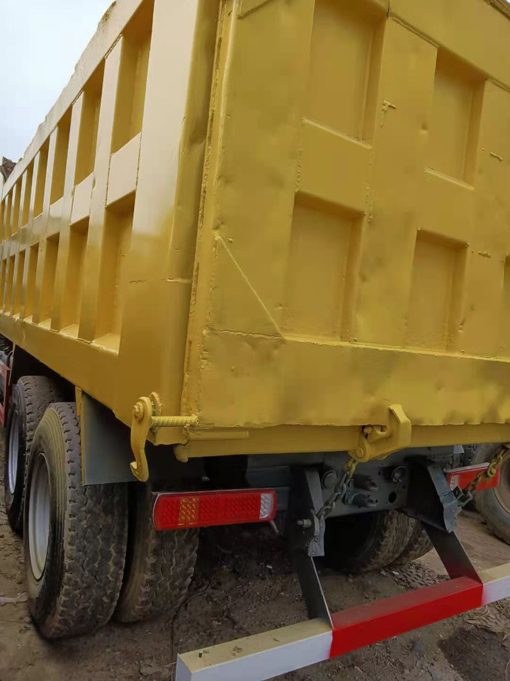 HOWO Dump Truck 371 6/4 Click Here for Discount - Camión volquete: foto 4 HOWO Dump Truck 371 6/4 Click Here for Discount - Camión volquete: foto 4