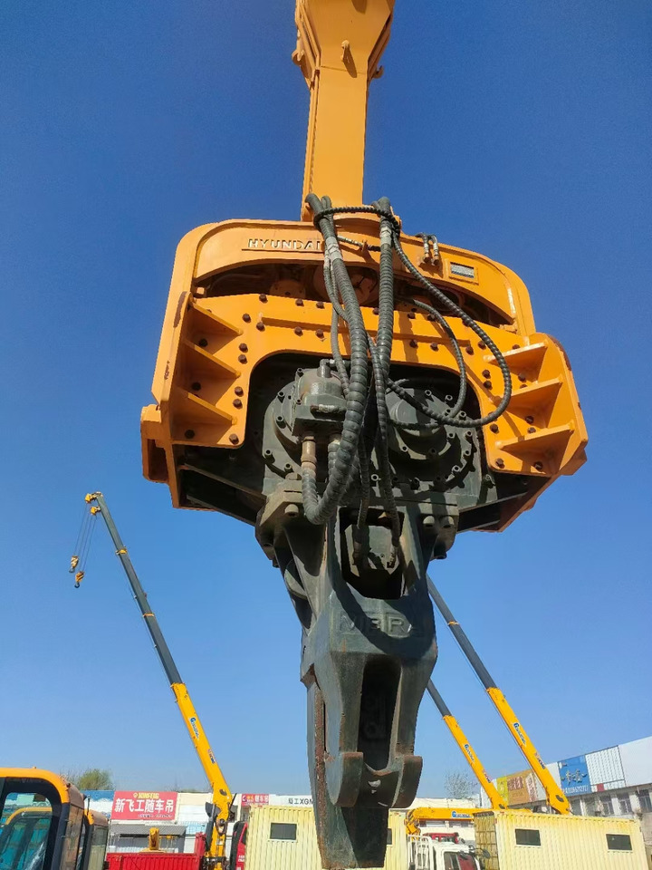 HYUNDAI Excavator Pile Driver 395 - Excavadora de cadenas: foto 3 HYUNDAI Excavator Pile Driver 395 - Excavadora de cadenas: foto 3