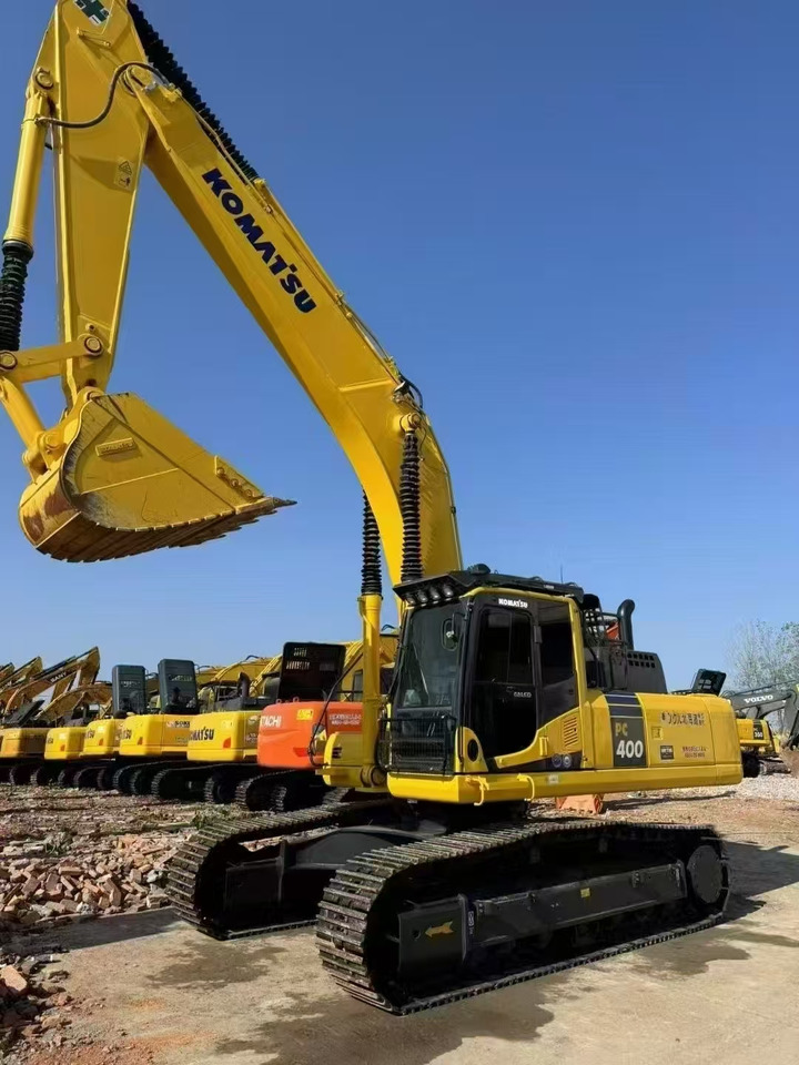 Excavadora de cadenas KOMATSU PC400-8R: foto 1