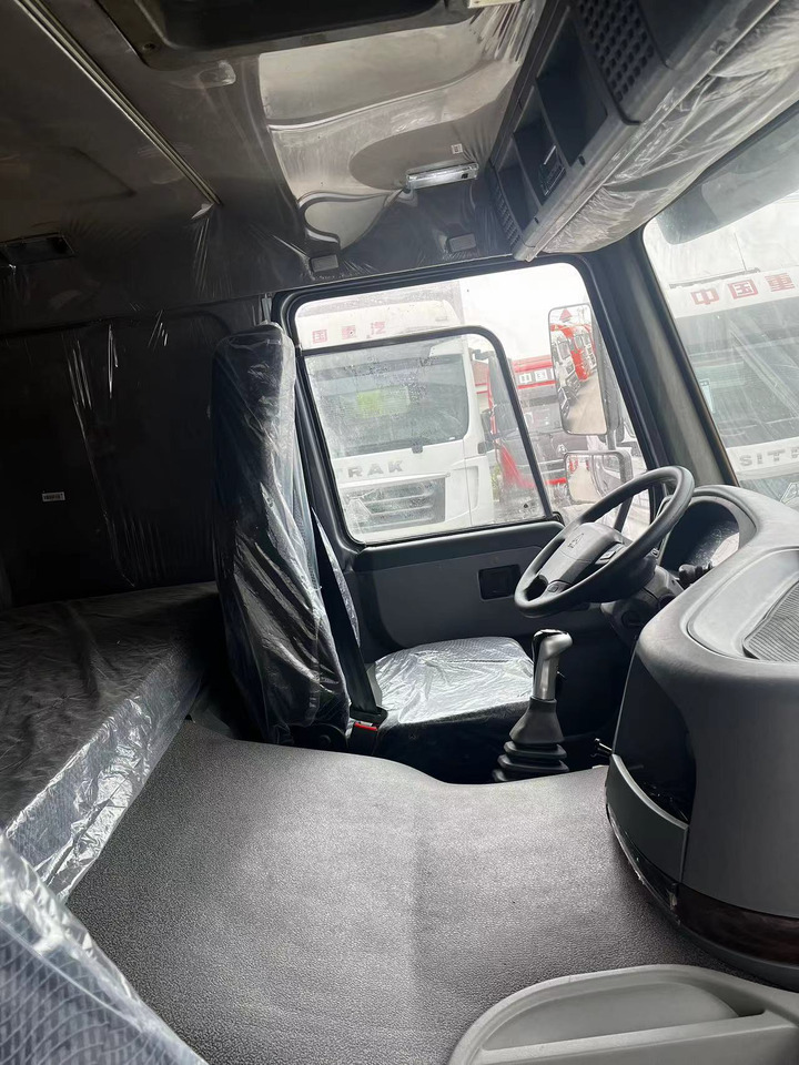 Camión volquete SINOTRUK HOWO Dump Truck 6x4 Click for Discount: foto 7