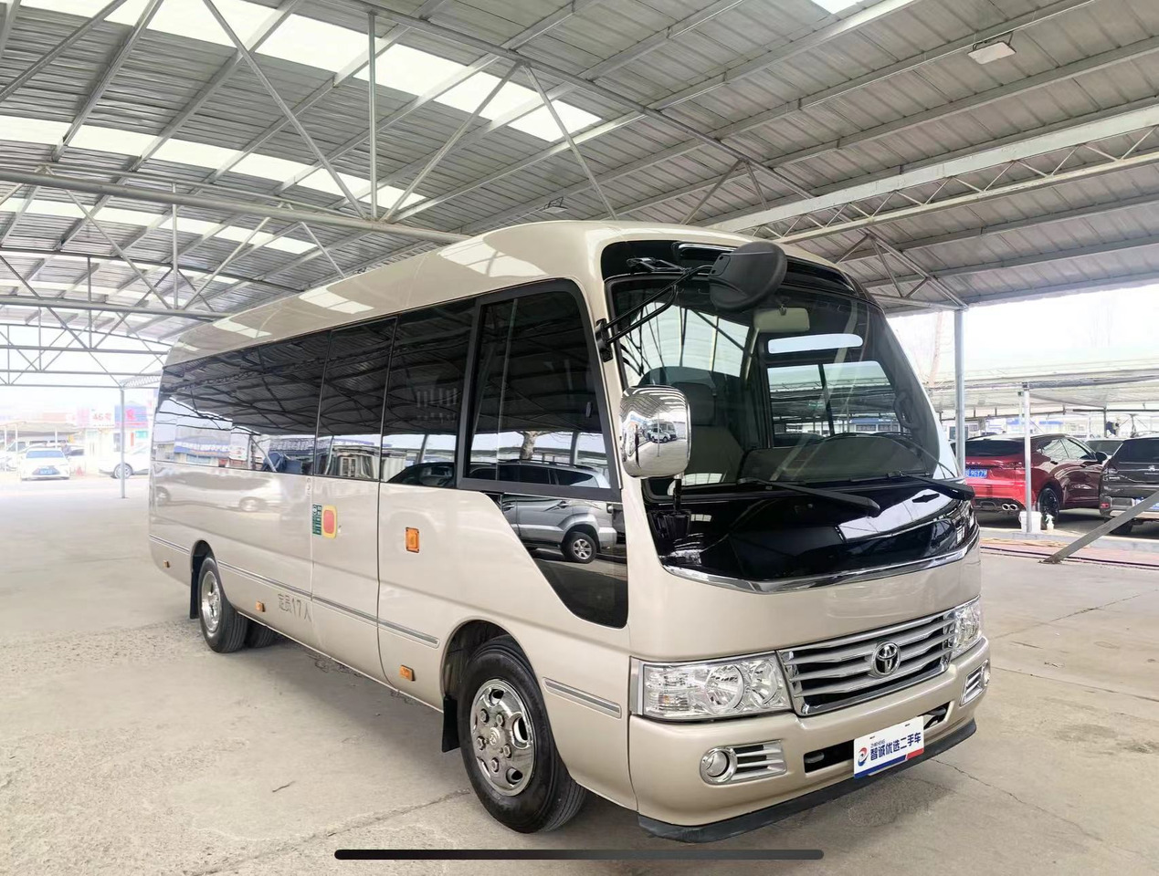 TOYOTA Coaster Mini Bus Click Here for Discount - Autocar: foto 1 TOYOTA Coaster Mini Bus Click Here for Discount - Autocar: foto 1