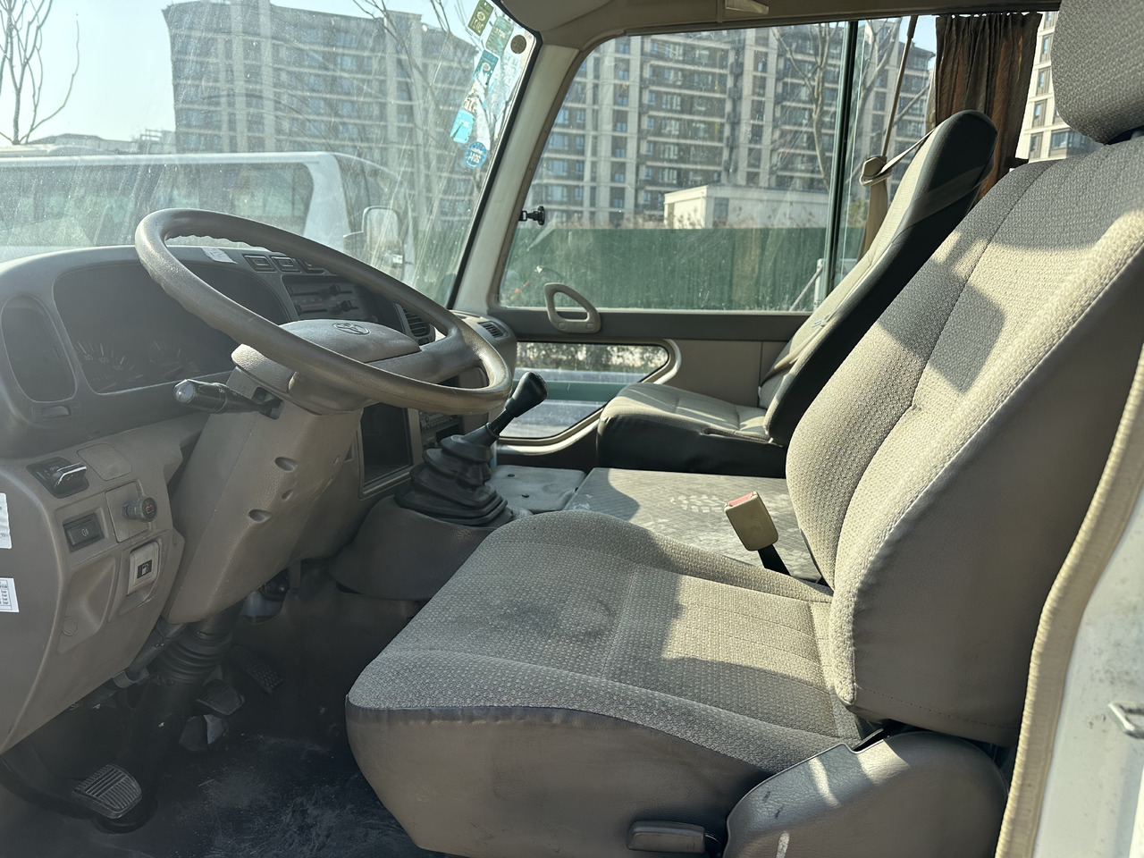 Autocar TOYOTA Mini Coach White Low Mileage: foto 12