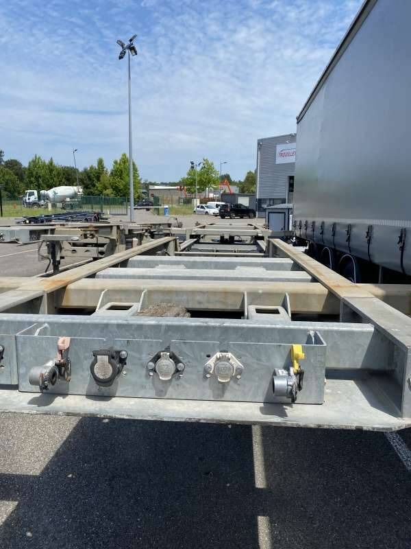 Semi-remorque 3 Essieux 38 TONNES CHARIOT COULISSANT - Semirremolque portacontenedore/ Intercambiable: foto 2 Semi-remorque 3 Essieux 38 TONNES CHARIOT COULISSANT - Semirremolque portacontenedore/ Intercambiable: foto 2