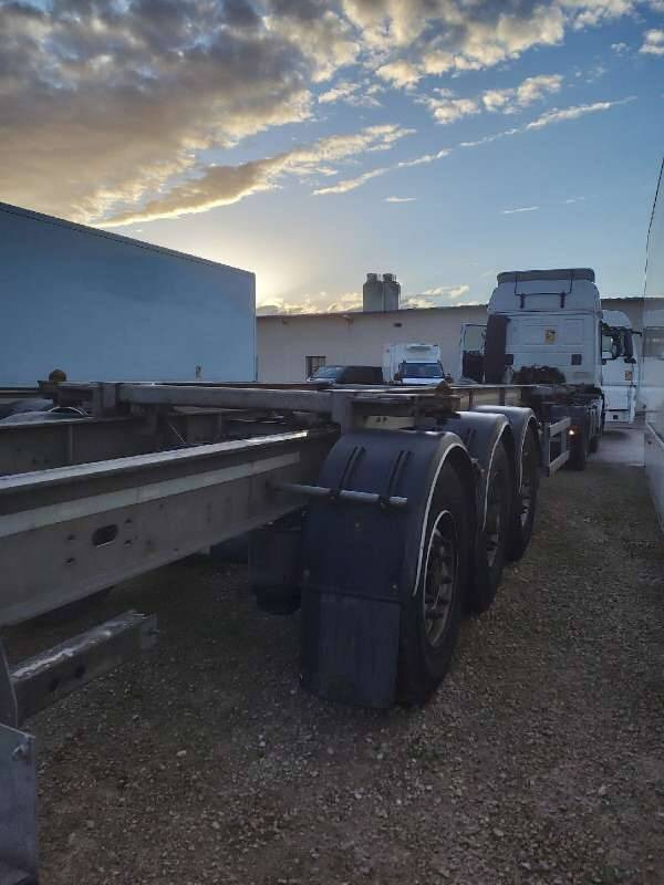 Semi-remorque 3 Essieux 38 TONNES CHARIOT COULISSANT - Semirremolque portacontenedore/ Intercambiable: foto 3 Semi-remorque 3 Essieux 38 TONNES CHARIOT COULISSANT - Semirremolque portacontenedore/ Intercambiable: foto 3