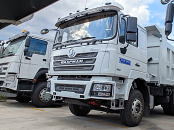SHACMAN Shacman Tractor Truck for Sale in Malawi - Camión: foto 4 SHACMAN Shacman Tractor Truck for Sale in Malawi - Camión: foto 4