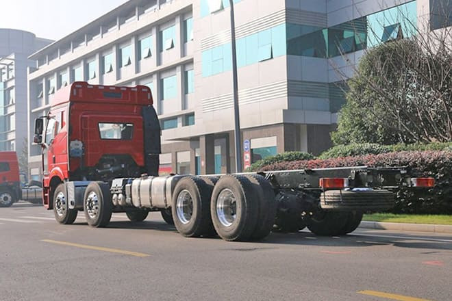 FAW Faw J6P 420 Truck New Model for Sale in Ghana - Camión chasis: foto 3 FAW Faw J6P 420 Truck New Model for Sale in Ghana - Camión chasis: foto 3
