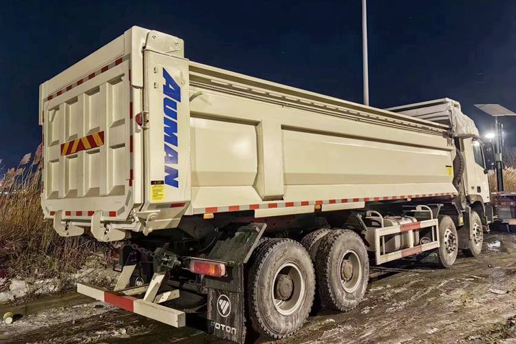 FOTON Foton Auman Dump Truck for Sale in Zambia - Camión volquete: foto 3 FOTON Foton Auman Dump Truck for Sale in Zambia - Camión volquete: foto 3