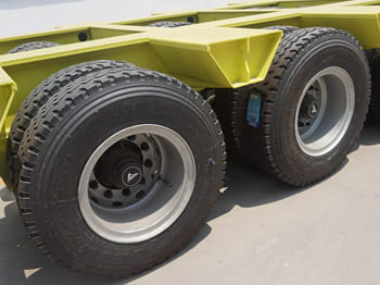 TITAN 60T Detach Lowboy Gooseneck for Sale in Congo - Semirremolque: foto 4 TITAN 60T Detach Lowboy Gooseneck for Sale in Congo - Semirremolque: foto 4