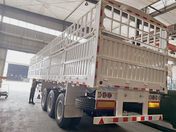 TITAN Animal Transport Fence Trailer for Sale in Mali - Semirremolque transporte de ganado: foto 3 TITAN Animal Transport Fence Trailer for Sale in Mali - Semirremolque transporte de ganado: foto 3