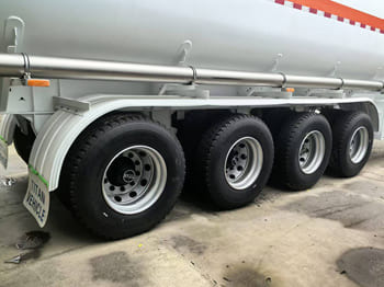 TITAN Diesel Tanker Trailer for Sale in Sierra Leone - Semirremolque cisterna: foto 4 TITAN Diesel Tanker Trailer for Sale in Sierra Leone - Semirremolque cisterna: foto 4