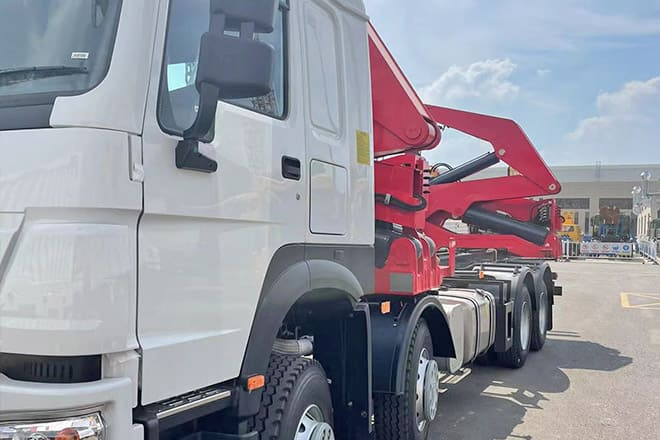 XCMG 20 Ft Side Lifter Truck for Sale in Papua New Guinea - Camión portacontenedore/ Intercambiable: foto 4 XCMG 20 Ft Side Lifter Truck for Sale in Papua New Guinea - Camión portacontenedore/ Intercambiable: foto 4