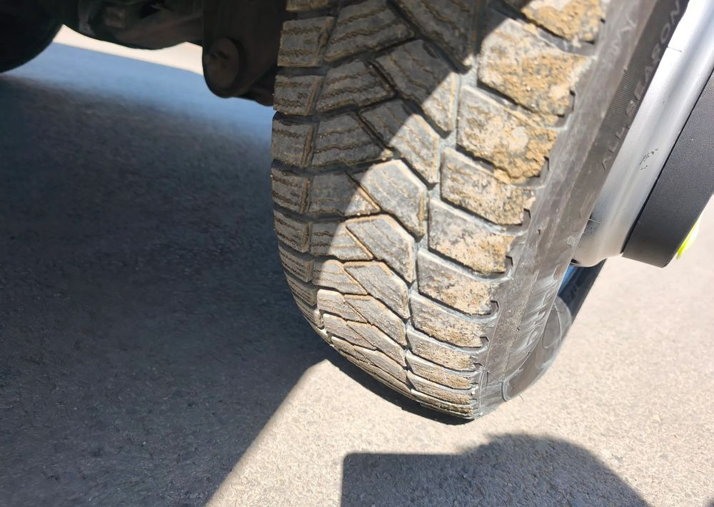 Iveco DAILY 70C18 KONTENER 5,5M obsługa silnika nowy rozrząd - Camión caja cerrada: foto 5 Iveco DAILY 70C18 KONTENER 5,5M obsługa silnika nowy rozrząd - Camión caja cerrada: foto 5