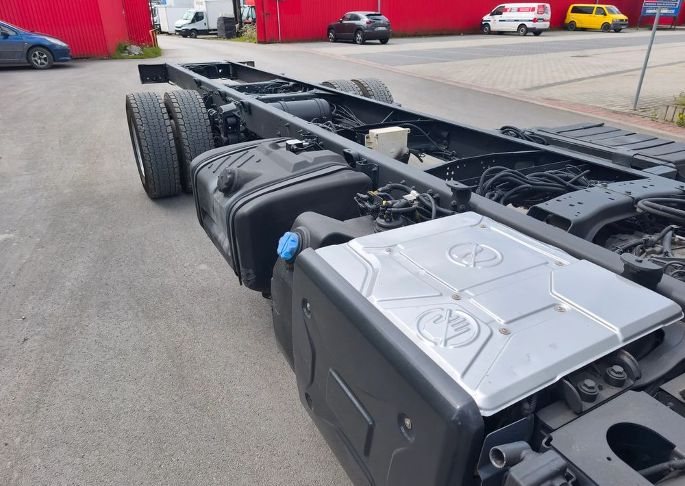 Renault Gama D 16.250 rama do zabudowy poduszka blokada mostu - Camión chasis: foto 5 Renault Gama D 16.250 rama do zabudowy poduszka blokada mostu - Camión chasis: foto 5