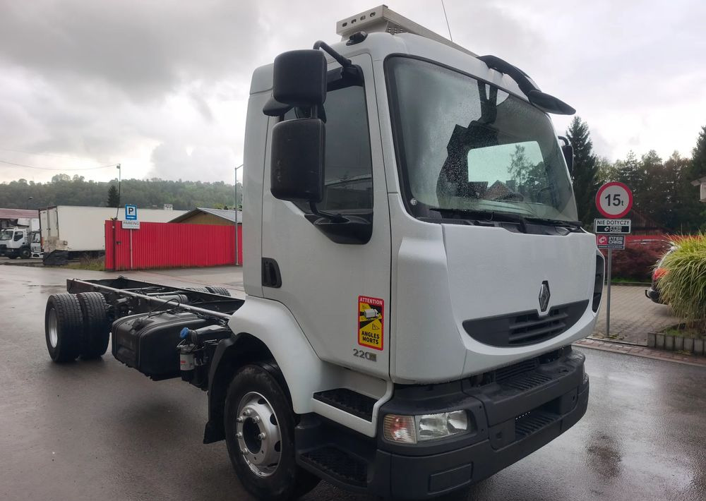 Renault Midlum 220.14  220.16 rama do zabudowy poduszka - Camión chasis: foto 2 Renault Midlum 220.14  220.16 rama do zabudowy poduszka - Camión chasis: foto 2