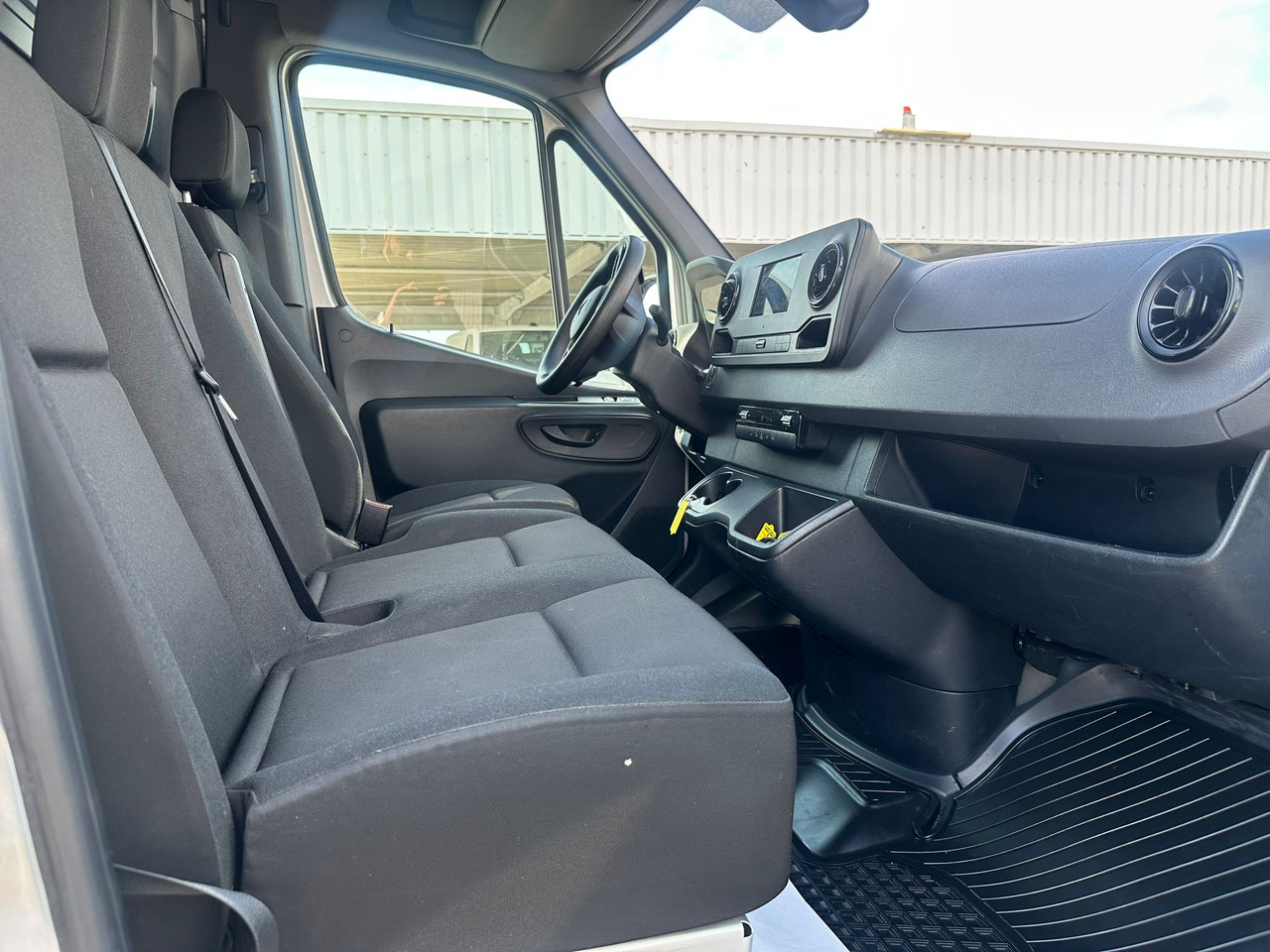 MERCEDES-BENZ Sprinter - Furgón: foto 4 MERCEDES-BENZ Sprinter - Furgón: foto 4