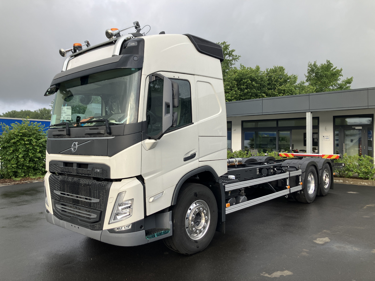 VOLVO FM 540 6x2 Globetrotter Chassis - Camión chasis: foto 1 VOLVO FM 540 6x2 Globetrotter Chassis - Camión chasis: foto 1