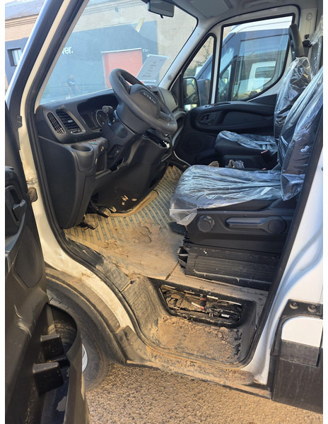 Iveco Daily 35S14 - Camión chasis: foto 3 Iveco Daily 35S14 - Camión chasis: foto 3