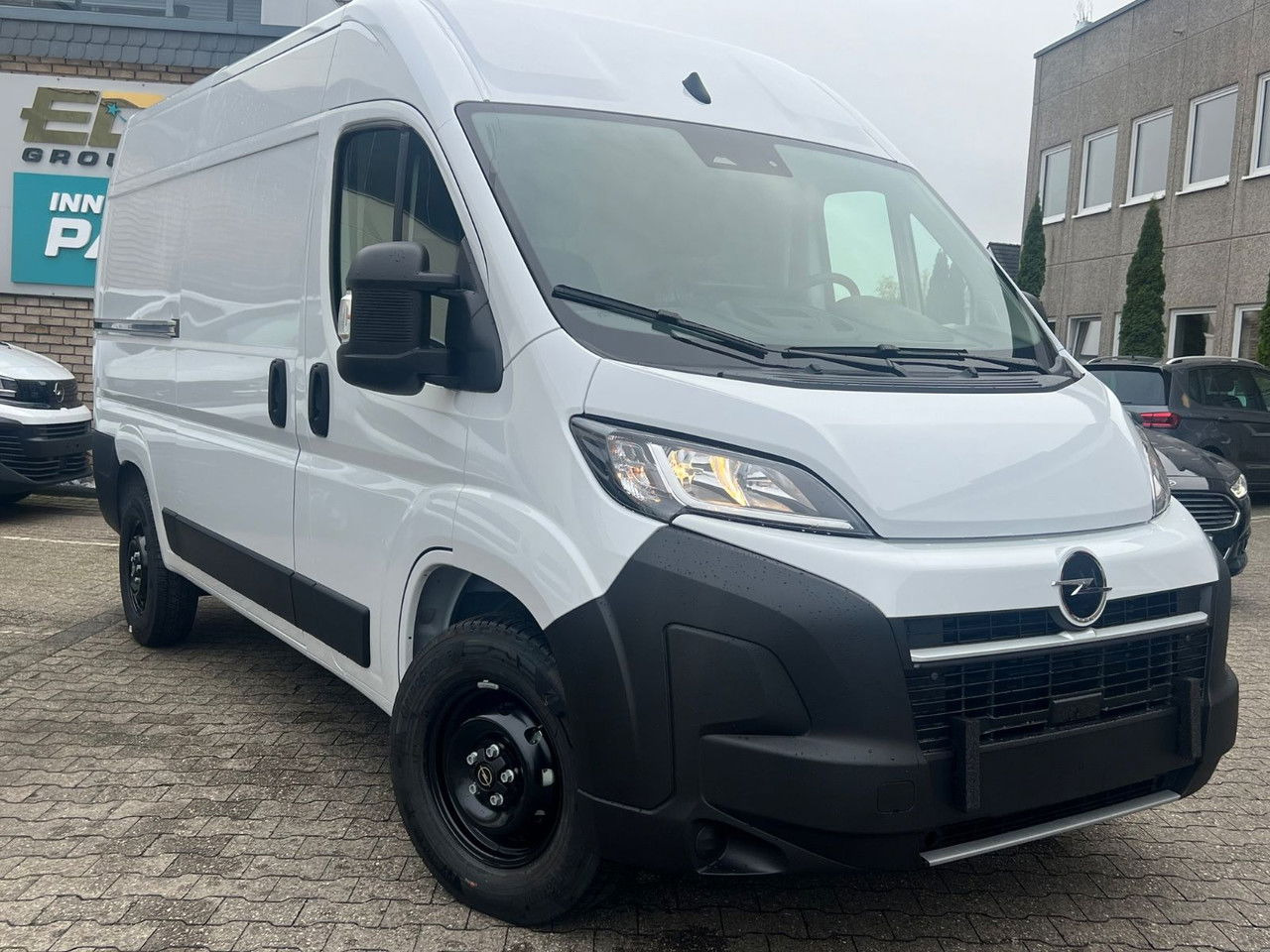 Opel Movano L2H2 140 Kasten Rückfahrkam Allwetter+ - Furgón: foto 3 Opel Movano L2H2 140 Kasten Rückfahrkam Allwetter+ - Furgón: foto 3